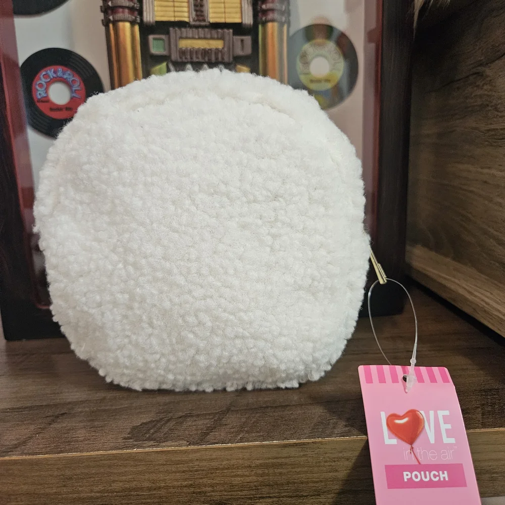 Heart Design White Pouch NWT
